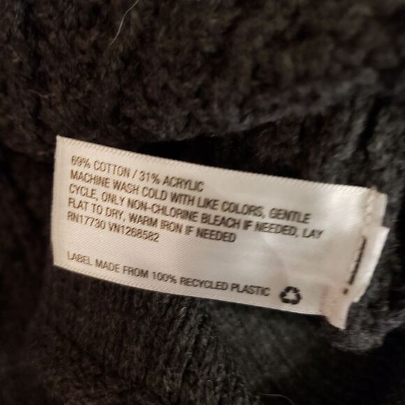 Universal Thread Sweater  - Picture 6 of 11